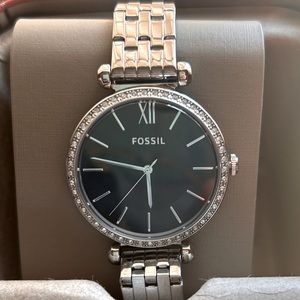 NWT Women’s Fossil watch